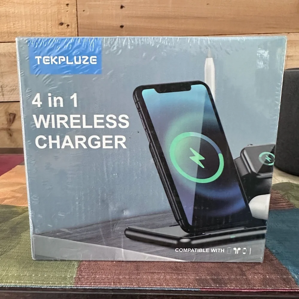 Black 4 in 1 Wireless Charger